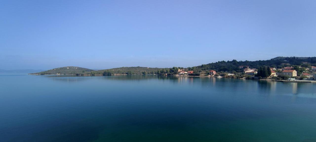 Pansion Alen - Dugi Otok Acomodação com café da manhã Luka  Exterior foto