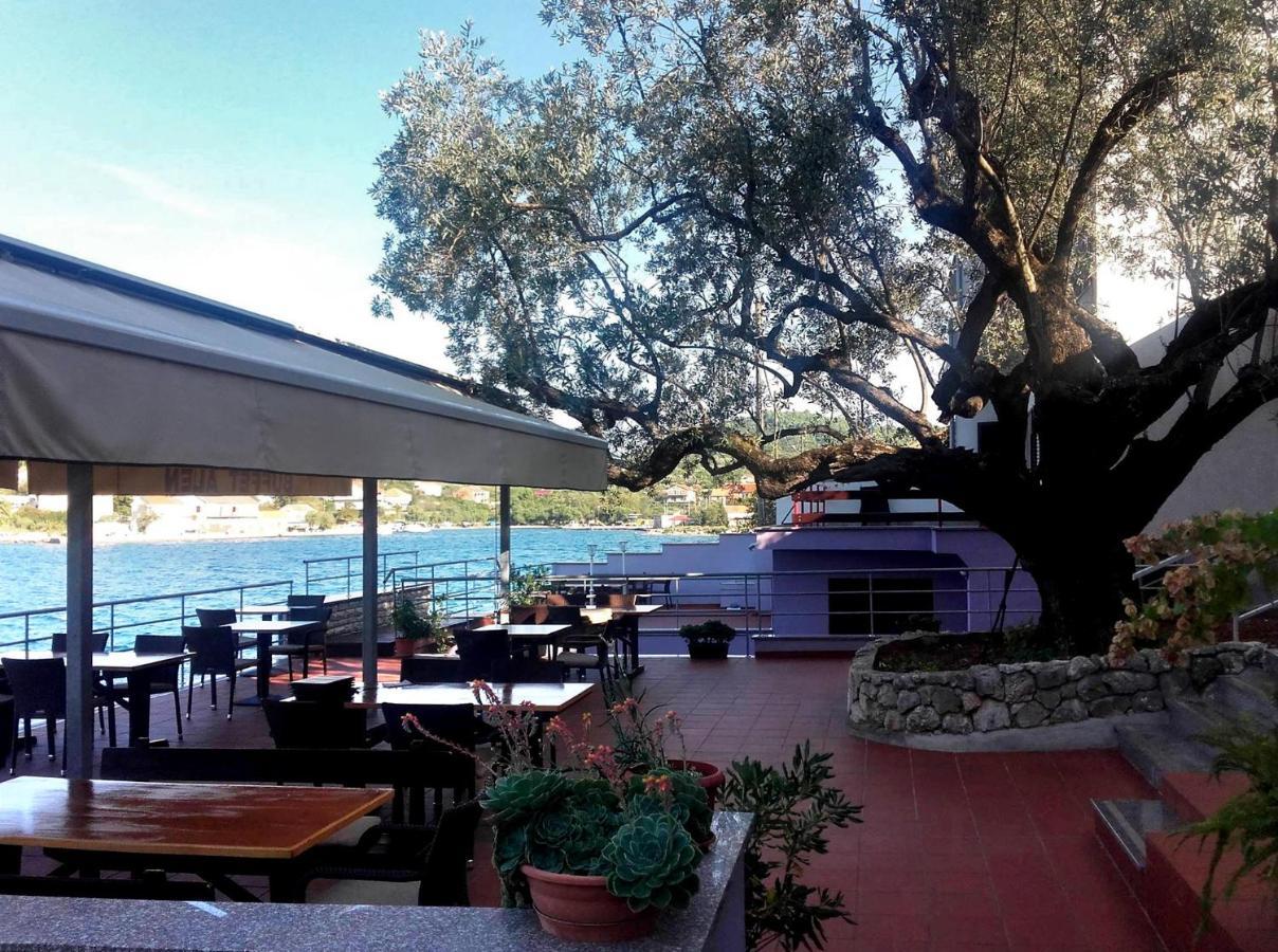 Pansion Alen - Dugi Otok Acomodação com café da manhã Luka  Exterior foto