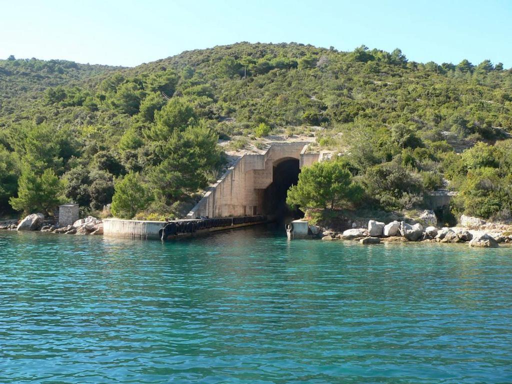 Pansion Alen - Dugi Otok Acomodação com café da manhã Luka  Exterior foto