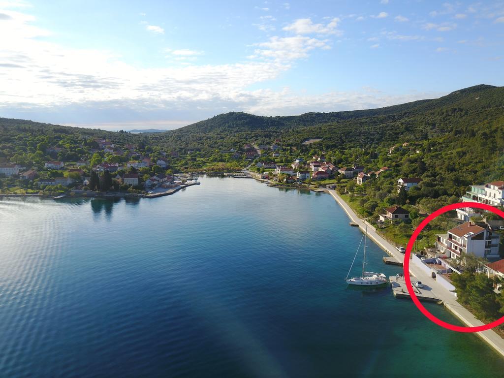 Pansion Alen - Dugi Otok Acomodação com café da manhã Luka  Exterior foto